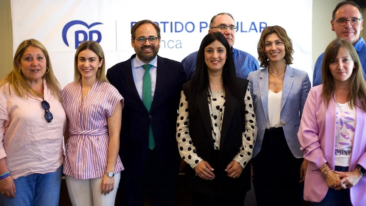 El presidente del PP de Castilla-La Mancha, Paco Núñez, ha participado en un encuentro sectorial sobre Despoblación en Cuenca, enmarcado dentro de la campaña electoral de las elecciones europeas