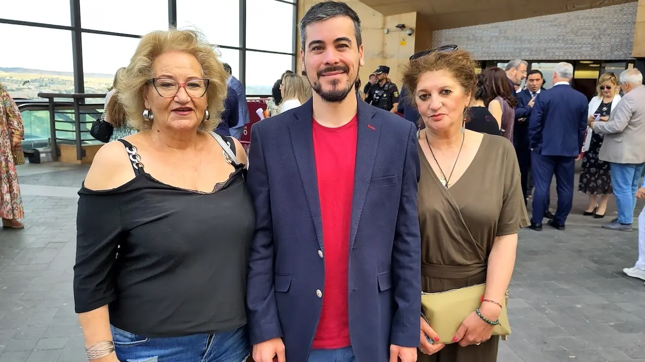 El coordinador autonómico de Podemos en Castilla-La Mancha y candidato a las elecciones europeas, José Luis Gascón, este viernes en el acto del Día de la Región