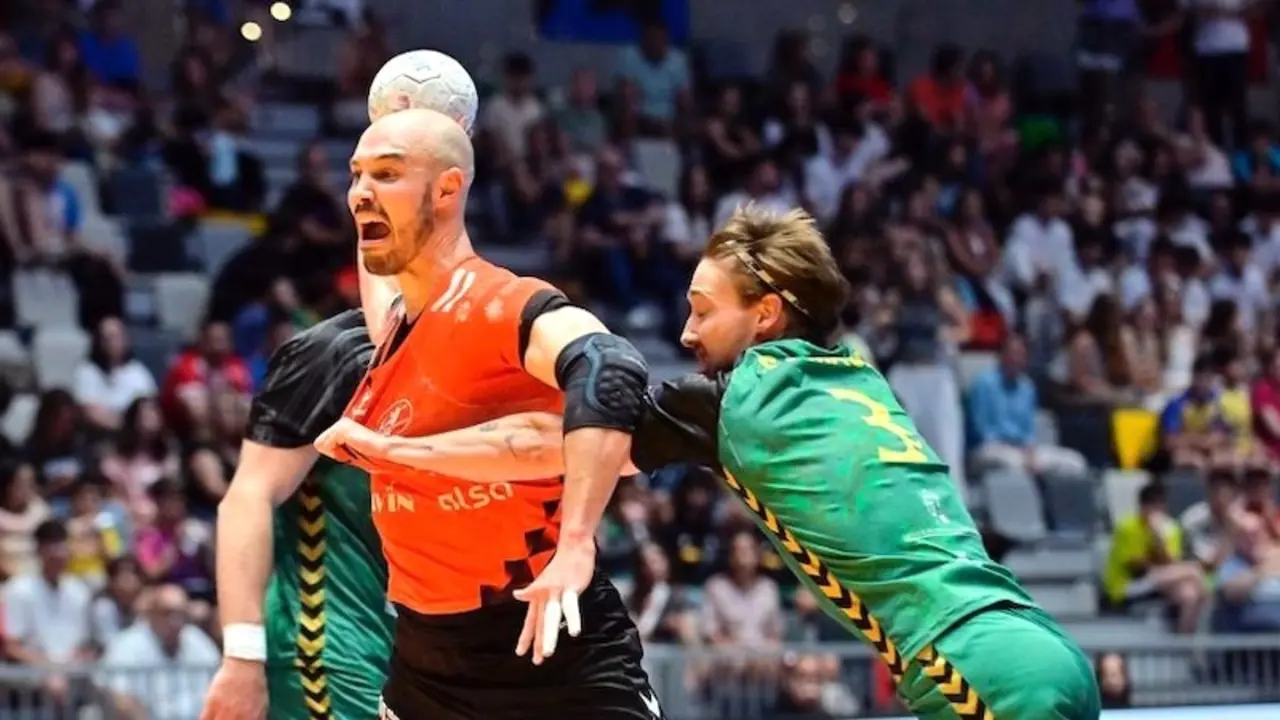 El Bathco Torrelavega accede a semifinales tras vencer al Rebi Cuenca (30-31)