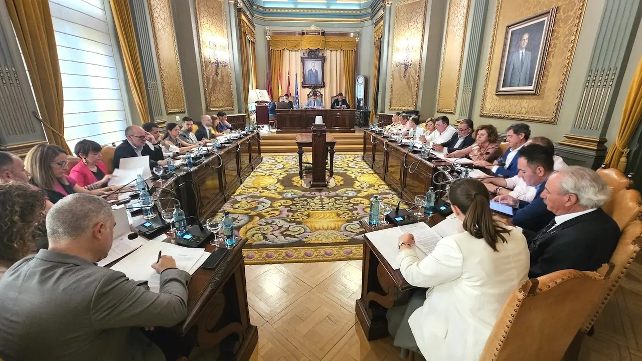 En la imagen un instante del Pleno de la Diputación Provincial de Albacete