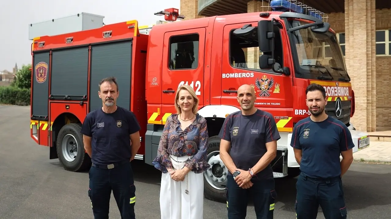 Los bomberos de Toledo incorporan un camión para actuar en incendios industriales