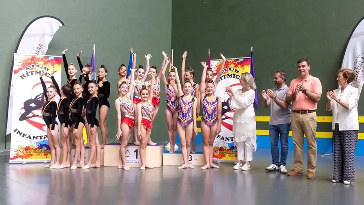 300 gimnastas rítmicas participan en el Campeonato Regional en Guadalajara