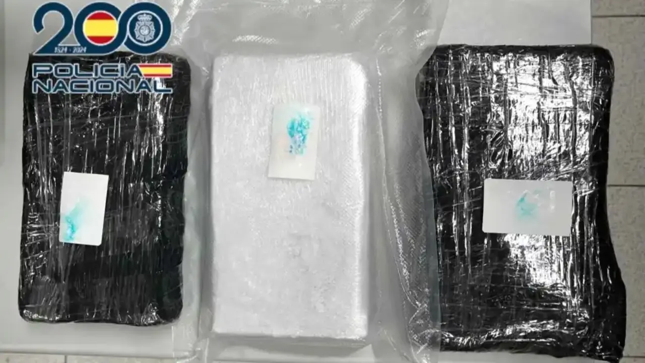 Dos hermanos detenidos en Almansa (Albacete) y Santomera (Murcia) por vender cocaína en Alicante