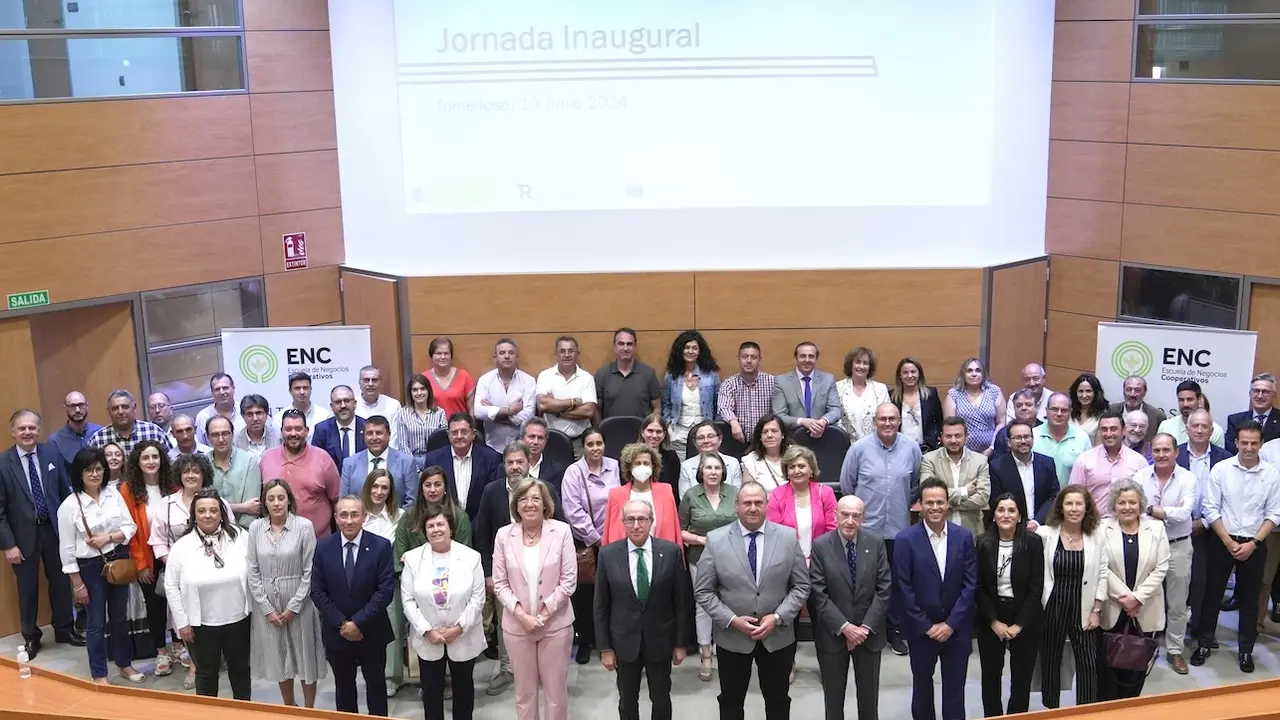 Echa a andar la Escuela de Negocios Cooperativos de Castilla-La Mancha