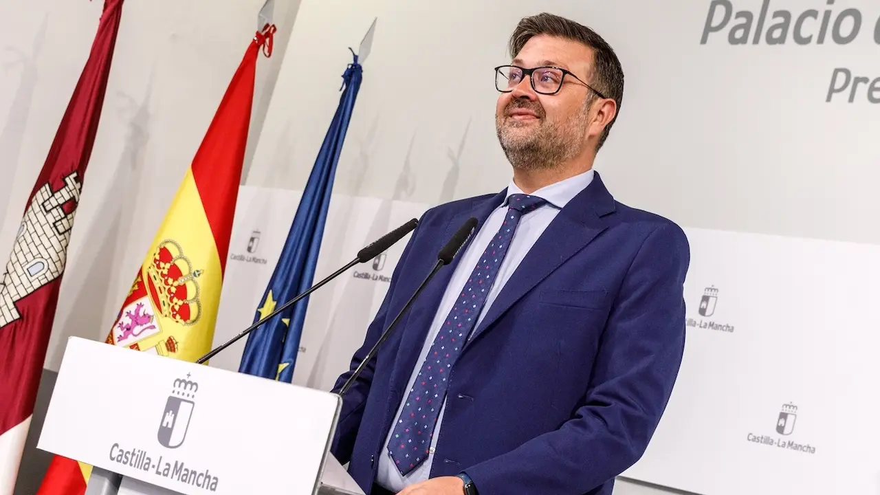 El consejero de Educación, Cultura y Deportes de Castilla-La Mancha, Amador Pastor, ha informado en rueda de prensa de asuntos de su departamento abordados en el Consejo de Gobierno
