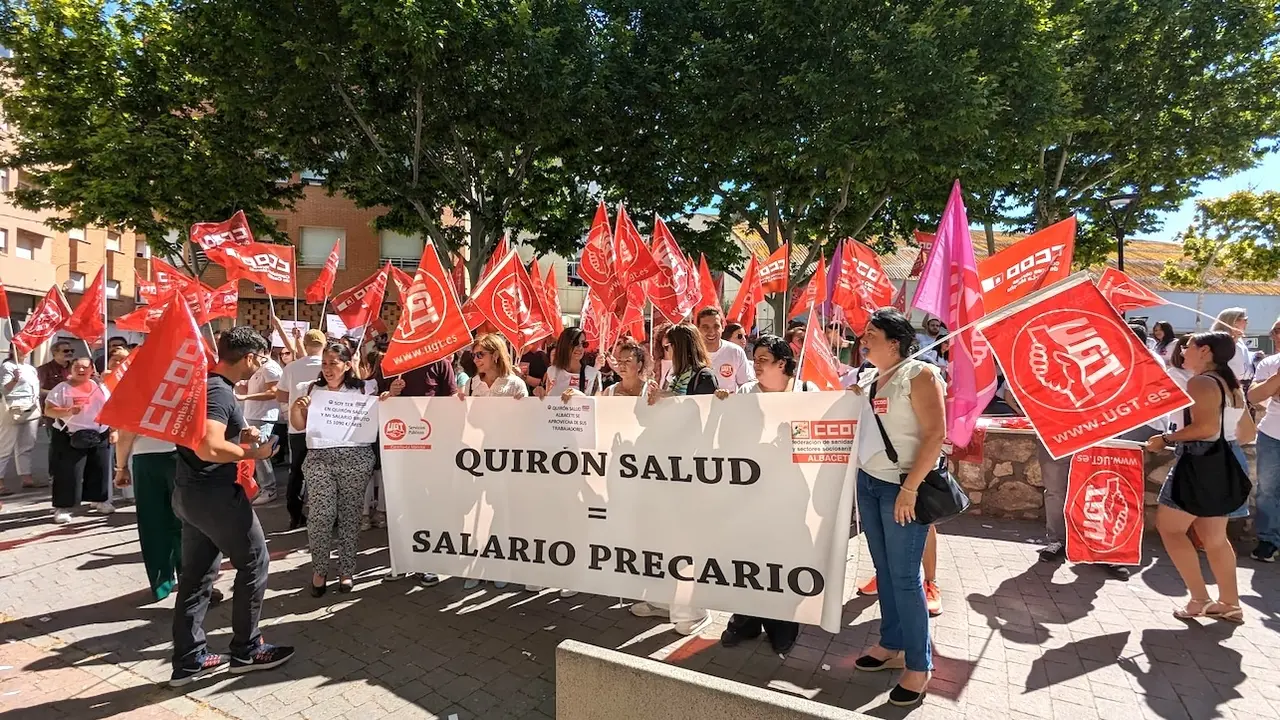 Personal de Hospital Quirón Salud Albacete no descarta huelga continuada para lograr sus metas