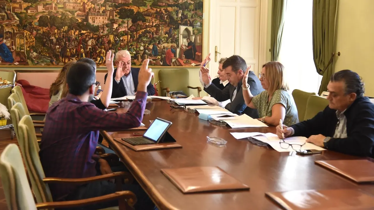 En la imagen un instante de la reunión de la Junta de Gobierno de la Diputación de Guadalajara