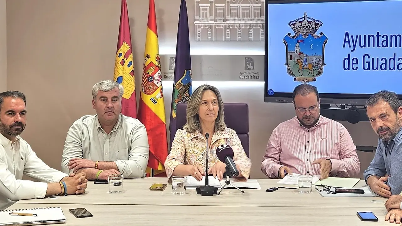 Rueda de prensa de la alcaldesa de Guadalajara, Ana Guarinos, para evaluar su primer año de Gobierno municipal - EP