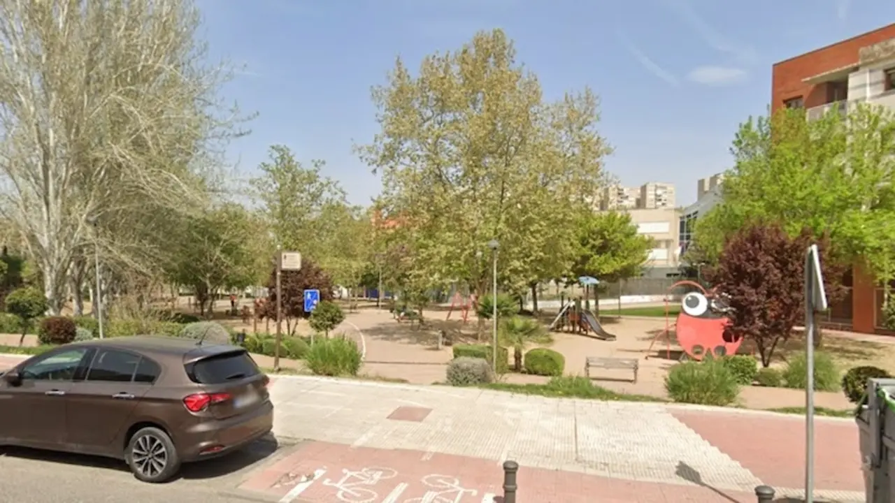 En la imagen el parque de Guadalajara en el que fue apuñalado el hombre de 42 años que ha fallecido