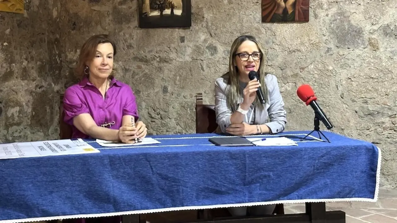 La viceconsejera Política Agraria Común y Políticas Agroambientales, Gracia Canales(d), ha participado en las Jornadas ‘La ganadería y los ecosistemas agrarios y naturales’, celebradas en Oropesa (Toledo)