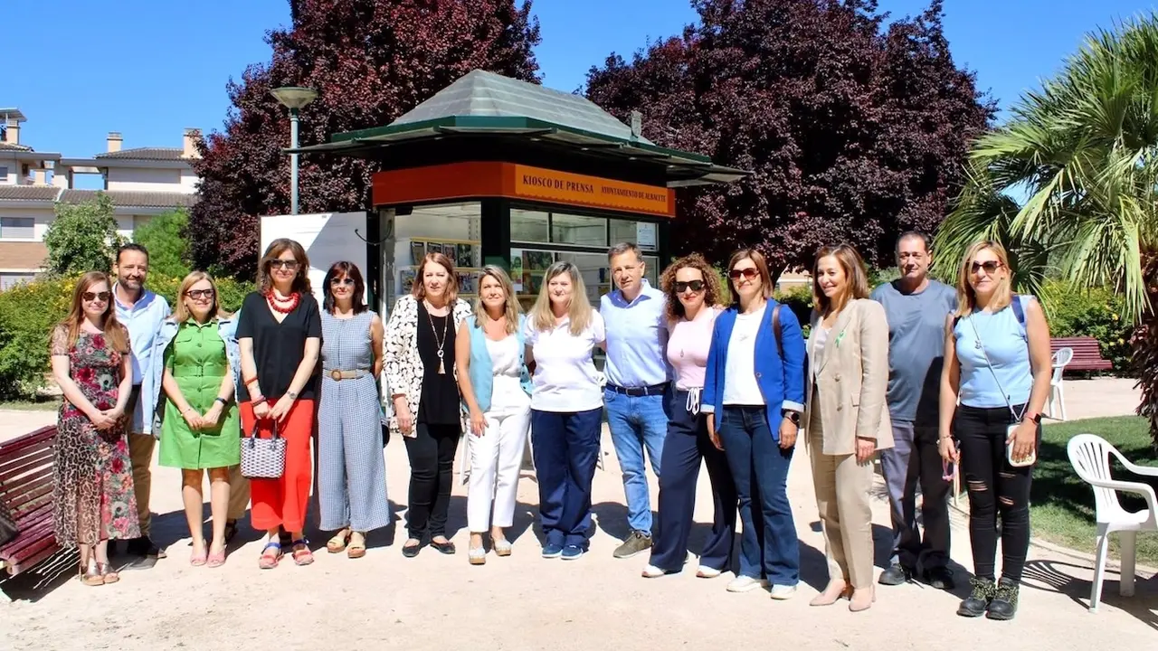 El parque Félix Rodríguez de la Fuente de Albacete estrena un kiosko de prensa