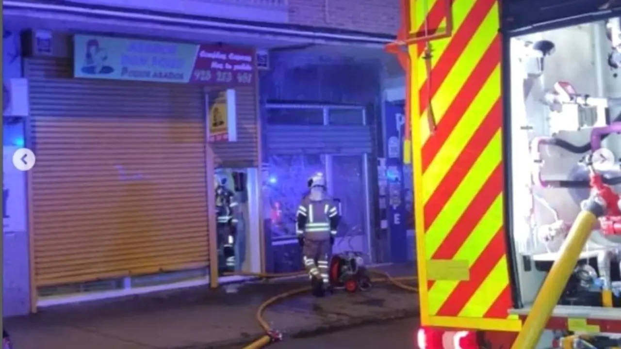 Extinguido un incendio en un asador de pollos de Toledo tras una alerta vecinal