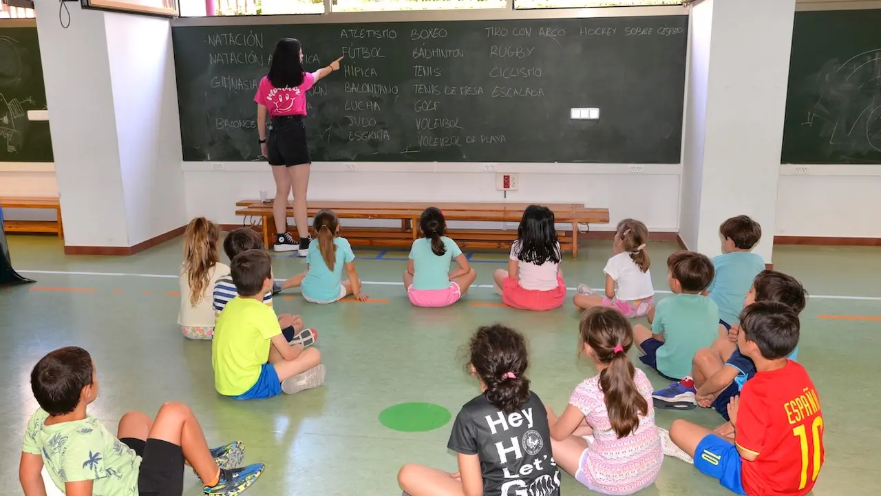 Más de 500 niños de entre 4 y 14 años estrenan este verano las ‘Aulas Educativas UCLM’