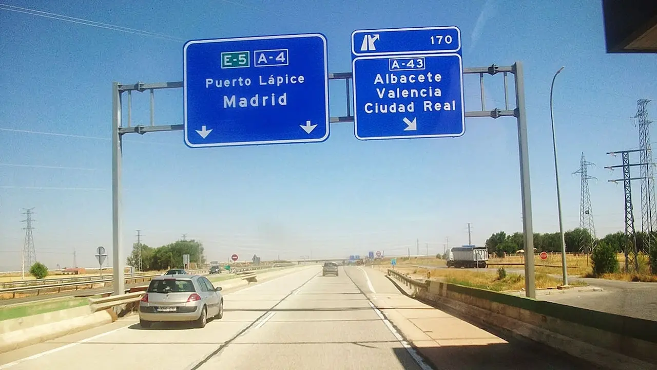 Adjudicadas por 450.238 euros las obras para reducir el ruido de la autovía A-4 en Puerto Lápice (Ciudad Real) - Fotografía: Lanza