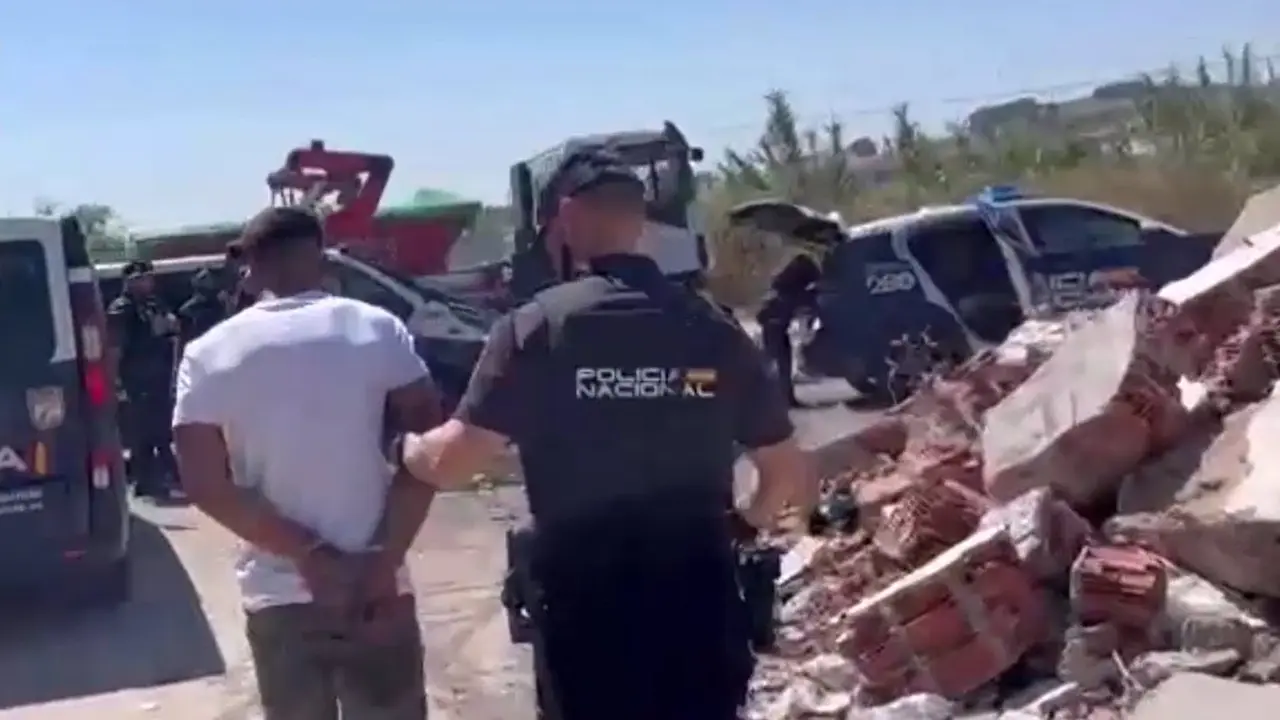 Cae una banda itinerante que robaba móviles de alta gama en tiendas de telefonía