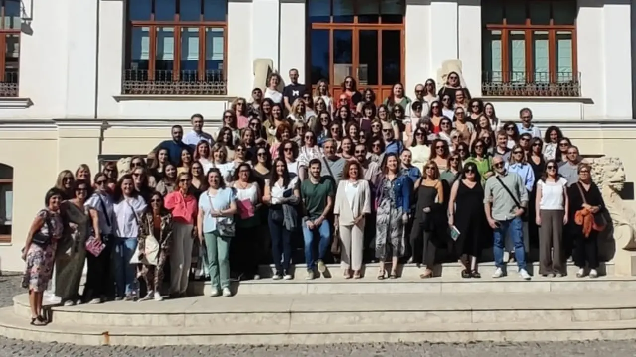 Profesionales participan en el Plenario de Servicios Sociales de Atención Primaria