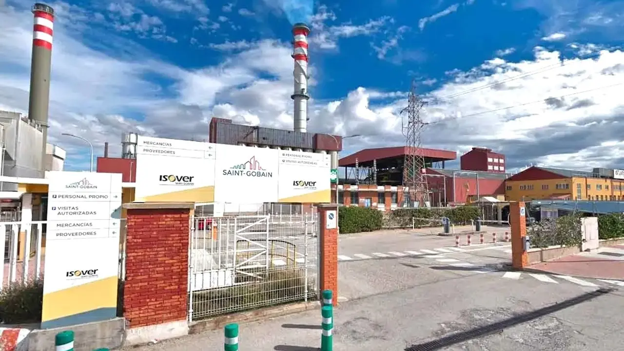 La planta de Saint Gobain de Azuqueca de Henares (Guadalajara) recibe 13,2 millones del PERTE de descarbonización