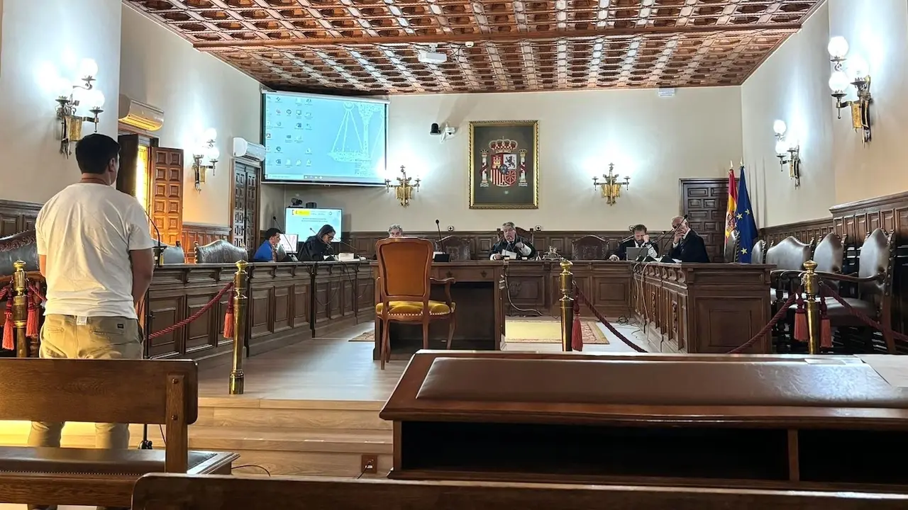 El acusado de abusar de una menor en su fiesta de cumpleaños acepta una pena de 4 años