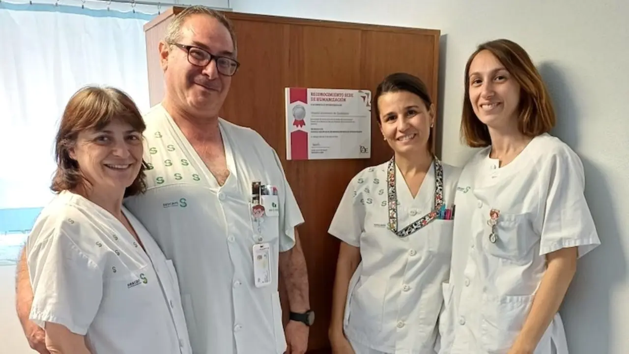 La consulta de estomaterapia del Hospital de Guadalajara, reconocida por su trabajo en humanización