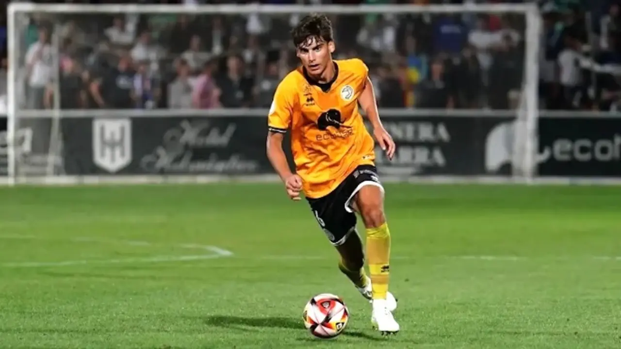 El jugador del filial del Madrid Javi Villar firma por tres temporadas con el Albacete Balompié