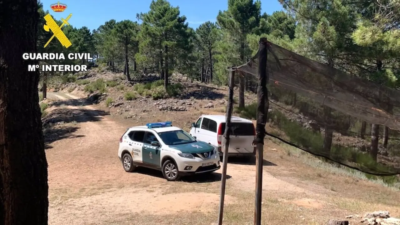La Guardia Civil localiza a dos senderistas desorientados en un paraje de Molinicos (Albacete)