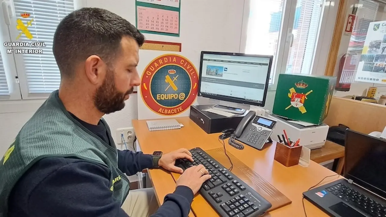 La Guardia Civil de Albacete investiga a dos personas por sendos delitos de estafa por correo electrónico