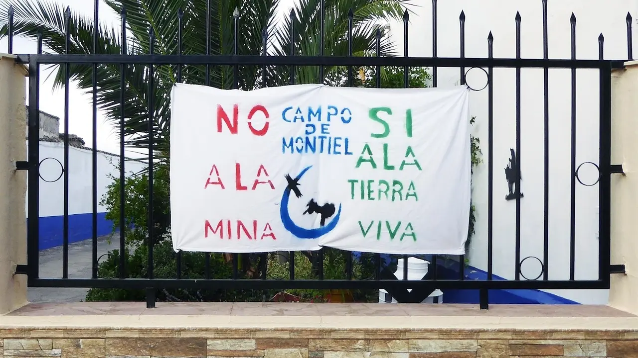 La Plataforma 'Sí a la Tierra Viva' denuncia "la campaña de acoso vecinal, mentiras y manipulación informativa" de Quantum Minería