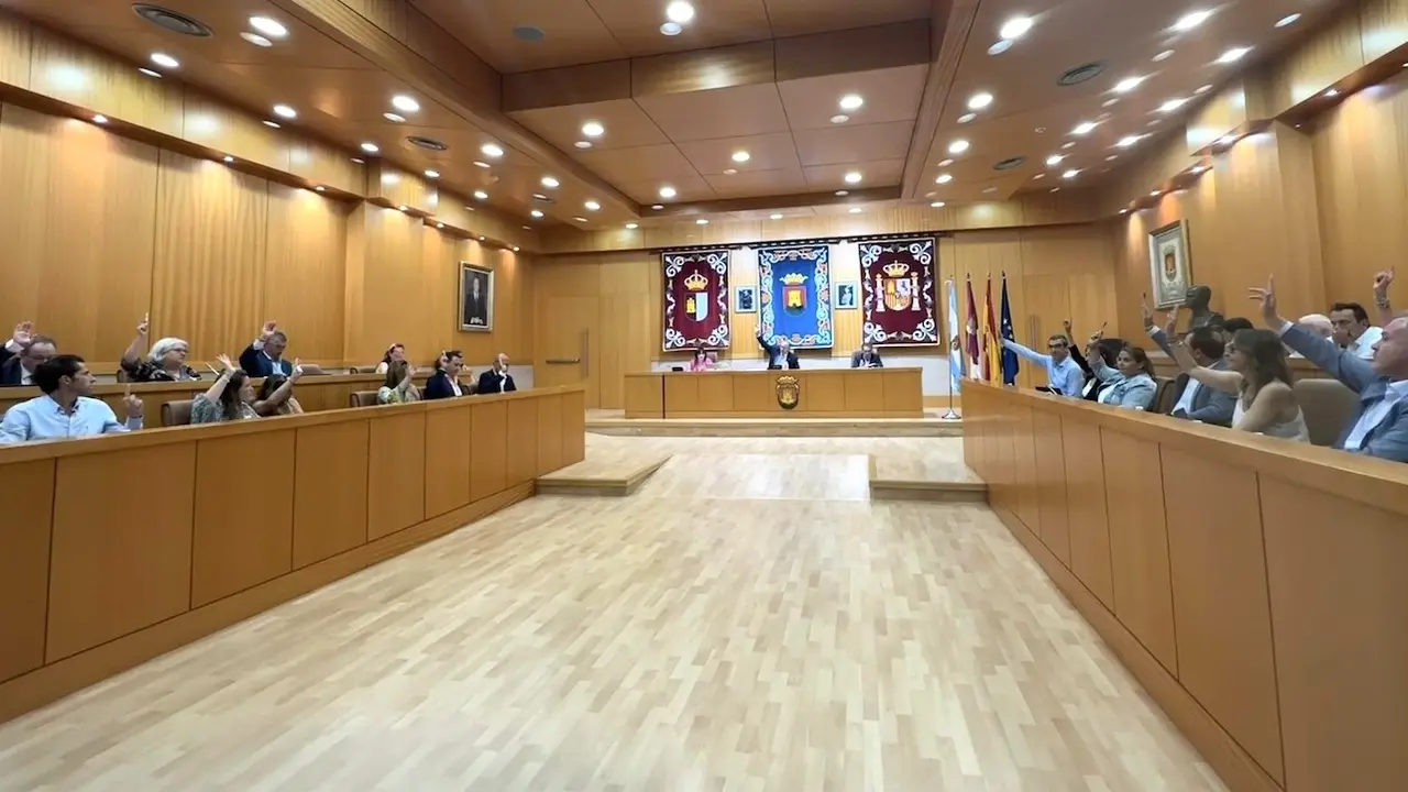 En la imagen un instante del Pleno del Ayuntamiento de Talavera