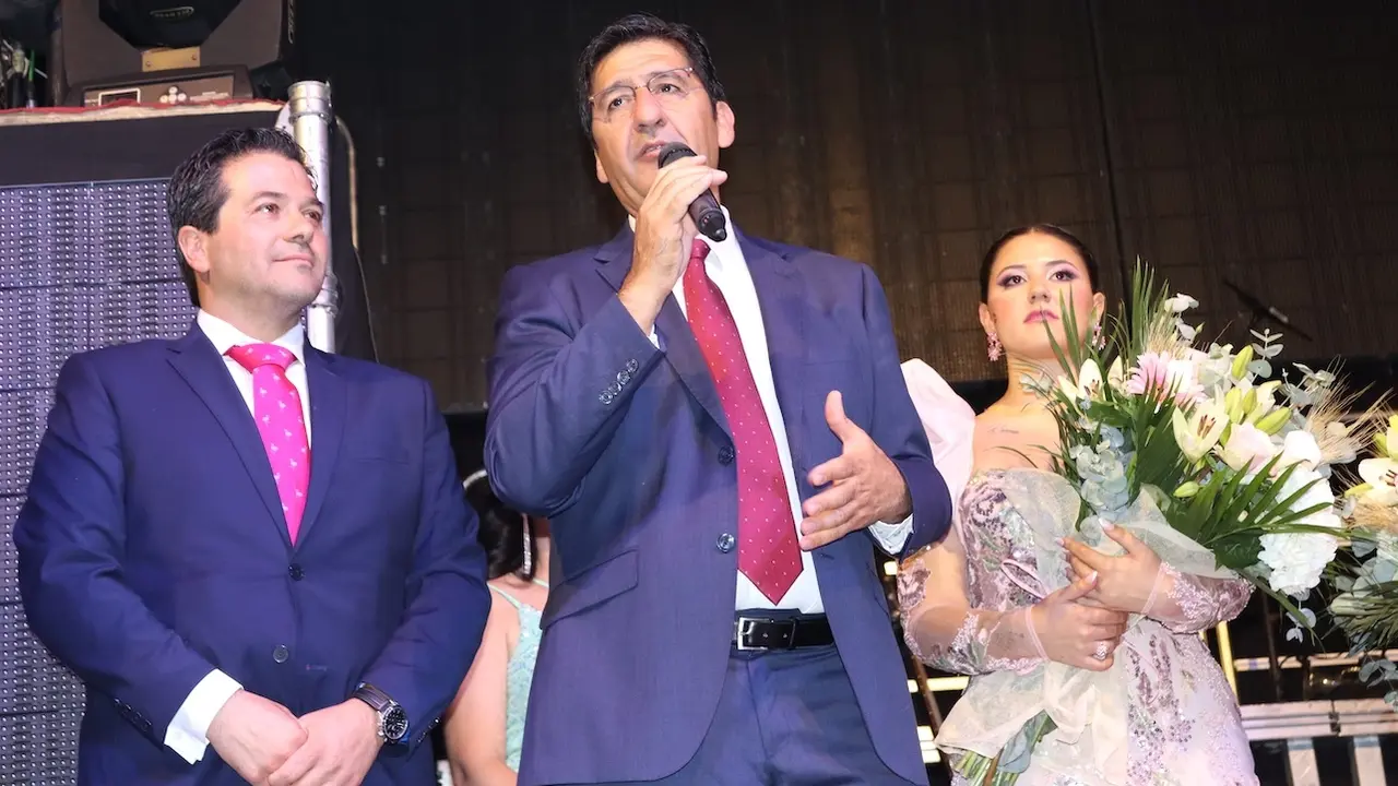 El vicepresidente segundo del Gobierno de Castilla-La Mancha, José Manuel Caballero, asiste a la cena de gala y coronación de Reina y Damas 2024 de la Feria y Fiestas de Pozuelo de Calatrava (Ciudad Real)