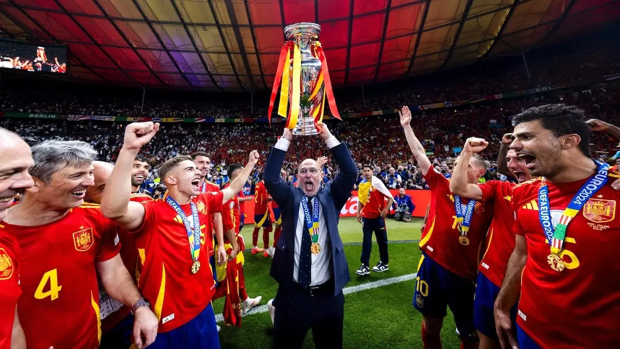 La audiencia de La 1 alcanzó el 81,9 % en Castilla-La Mancha durante la victoria de La Roja en la Eurocopa 2024, selección española, Luis de la Fuente,