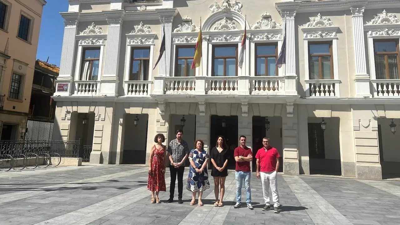 El PSOE de Guadalajara denuncia que "Guarinos vuelve a invisibilizar la violencia de género" al no convocar este lunes un minuto de silencio por la oleada de crímenes machistas