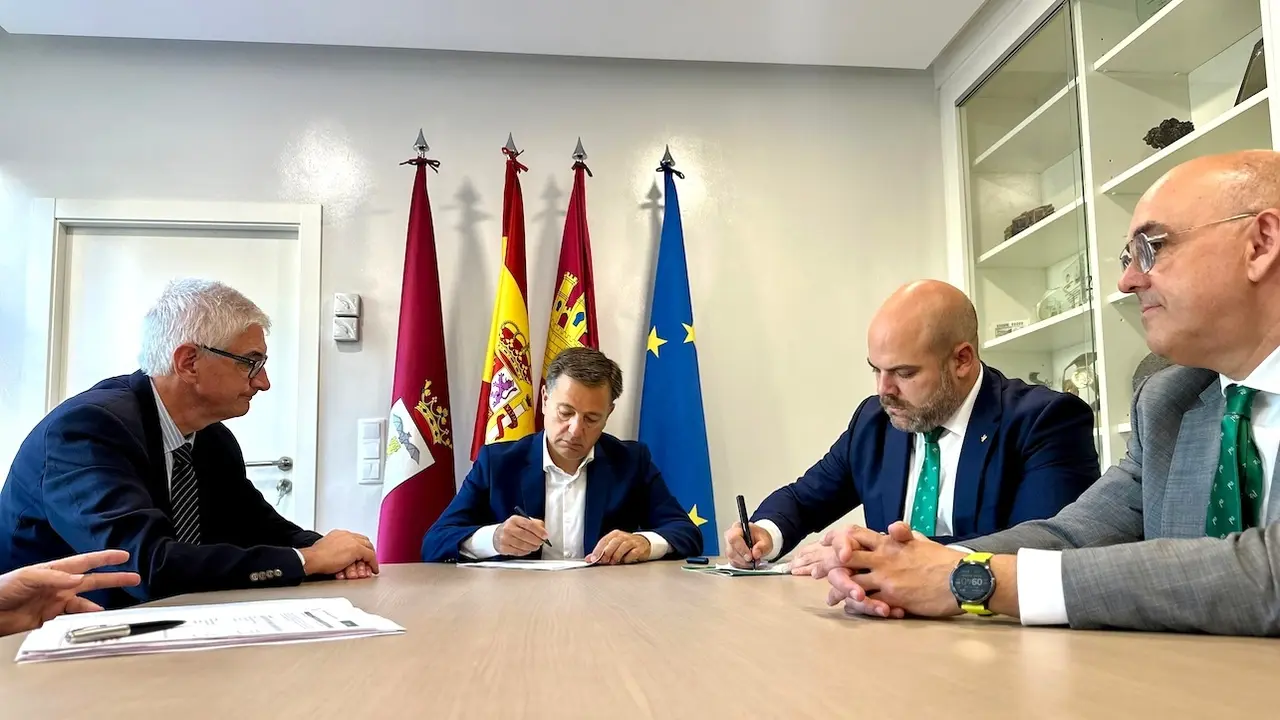 Albacete firma un crédito de de 9,63 millones para inversiones del Presupuesto
