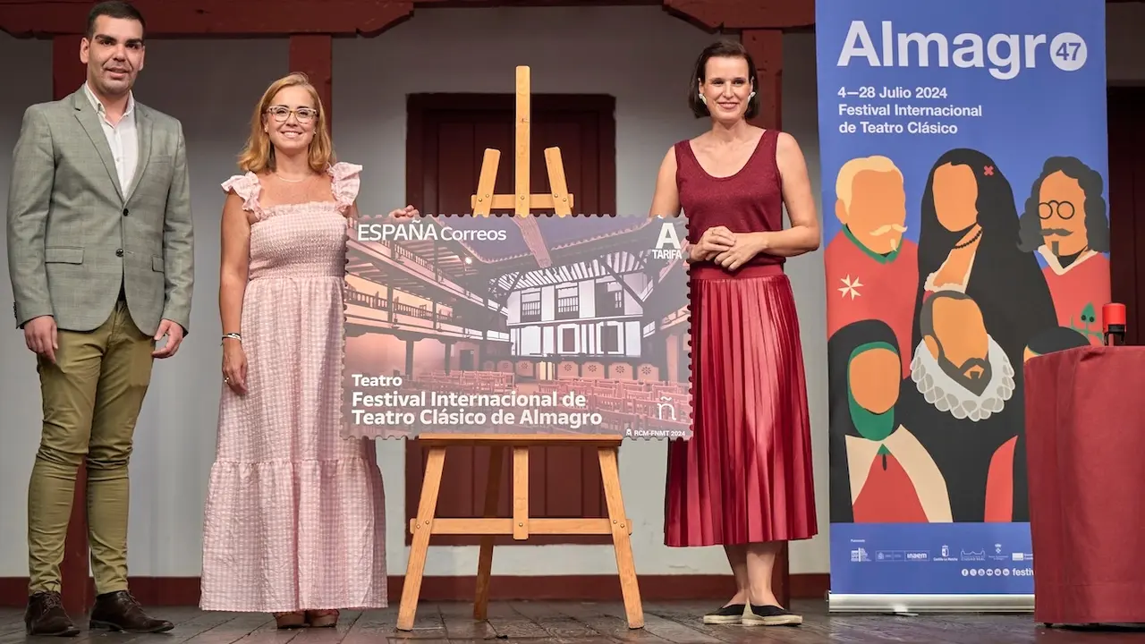 Un sello de Correos conmemora el pasado, presente y futuro del Festival de Almagro
