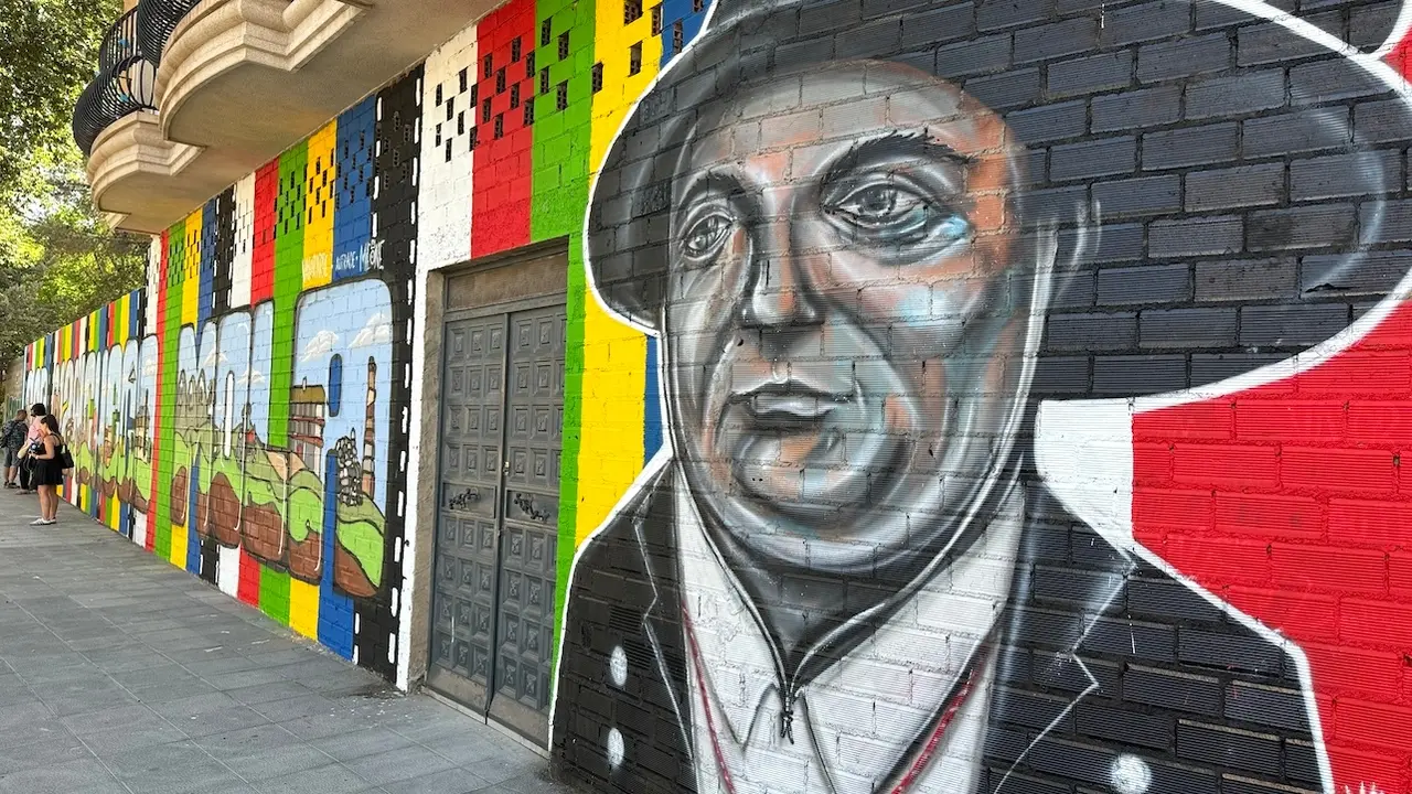 Un mural de artistas de Laborvalía homenajea a la provincia de Ciudad Real y al Pandorgo