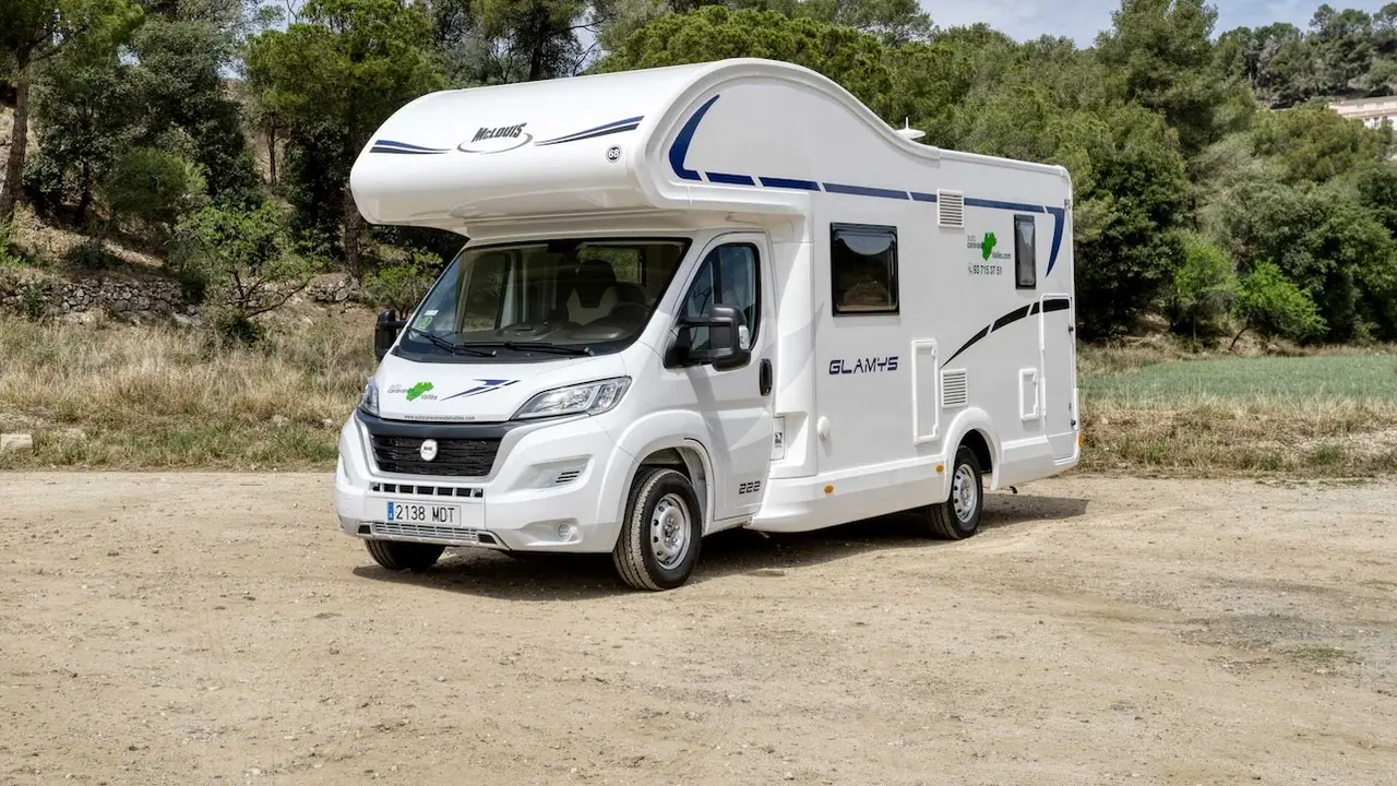 Encuentran a una mujer de 51 años asesinada en el interior de una autocaravana