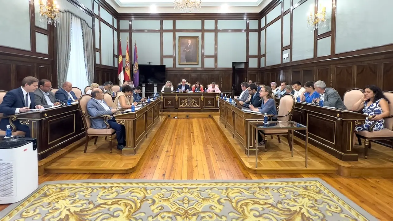 En la imagen un instante del Pleno de la Diputación de Guadalajara celebrado este viernes en el Palacio Provincial