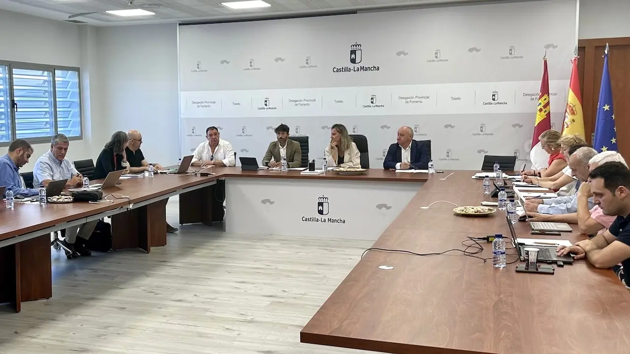 En la imagen un instante de la reunión de la Comisión Provincial de Ordenación del Territorio y Urbanismo (CPOTU) de Toledo