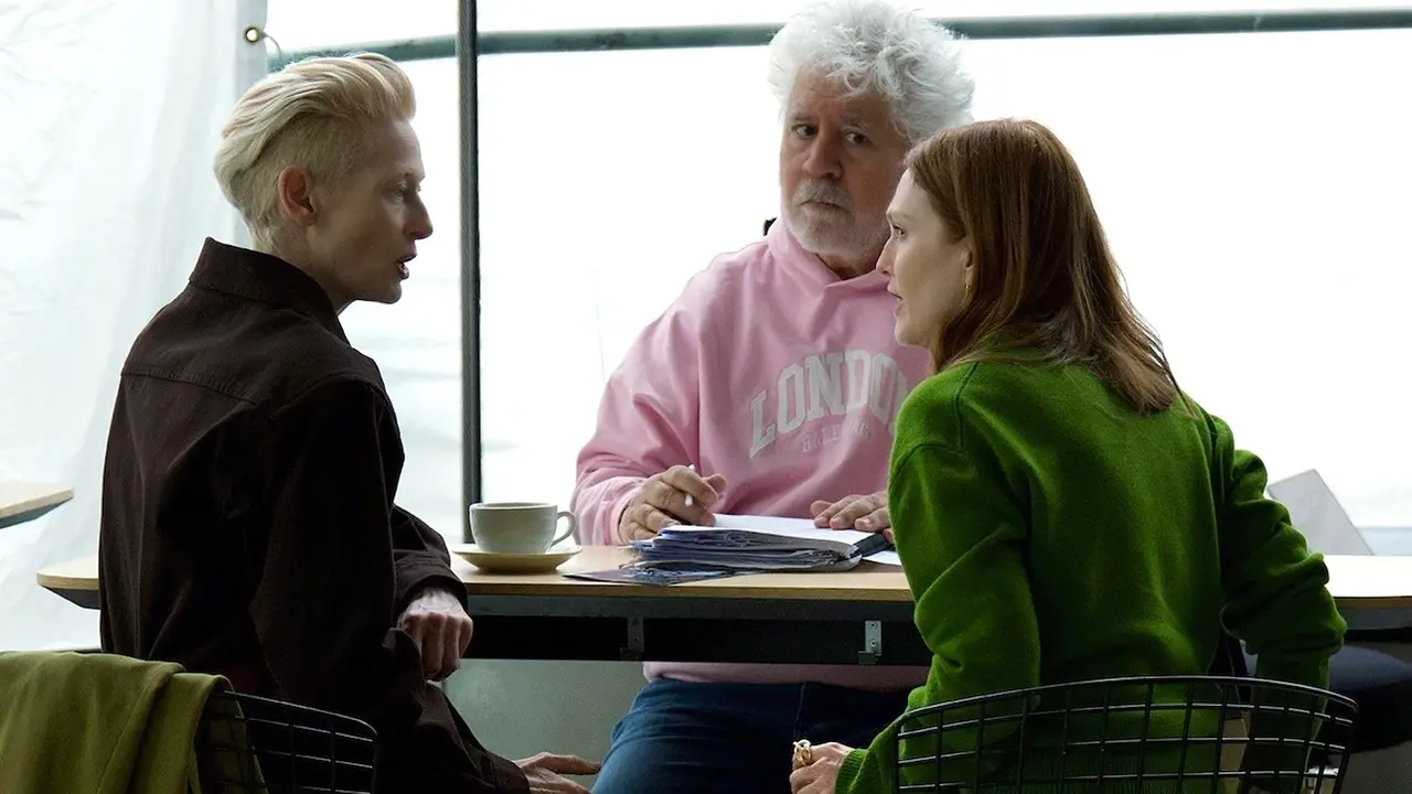 Pedro Almodóvar competirá en Venecia y ya tiene el guion de su próximo filme, que rodará en 2025