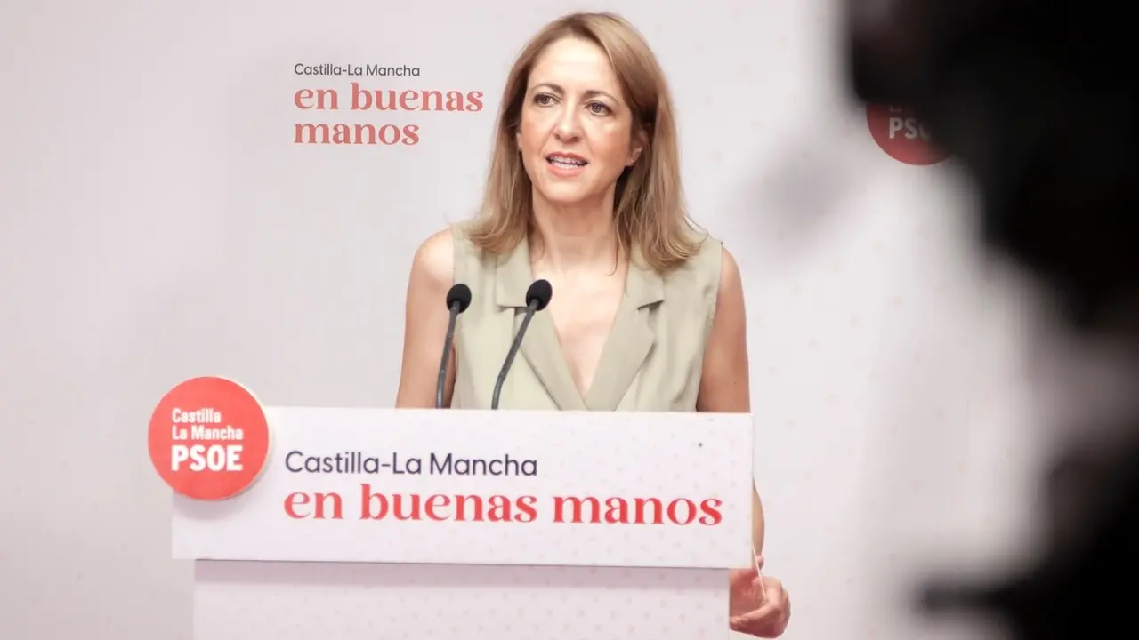 La vicesecretaria general del&nbsp;PSOE&nbsp;de Castilla-La Mancha y eurodiputada, Cristina Maestre, durante la rueda de prensa que ha ofrecido en la sede de los socialistas en Toledo