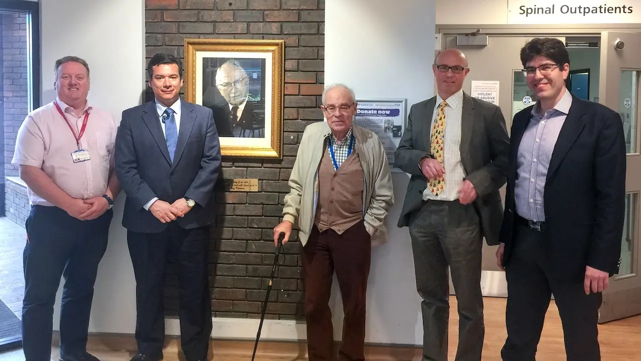 El Hospital de Parapléjicos estrecha vínculos con el hospital inglés de Stoke Mandeville