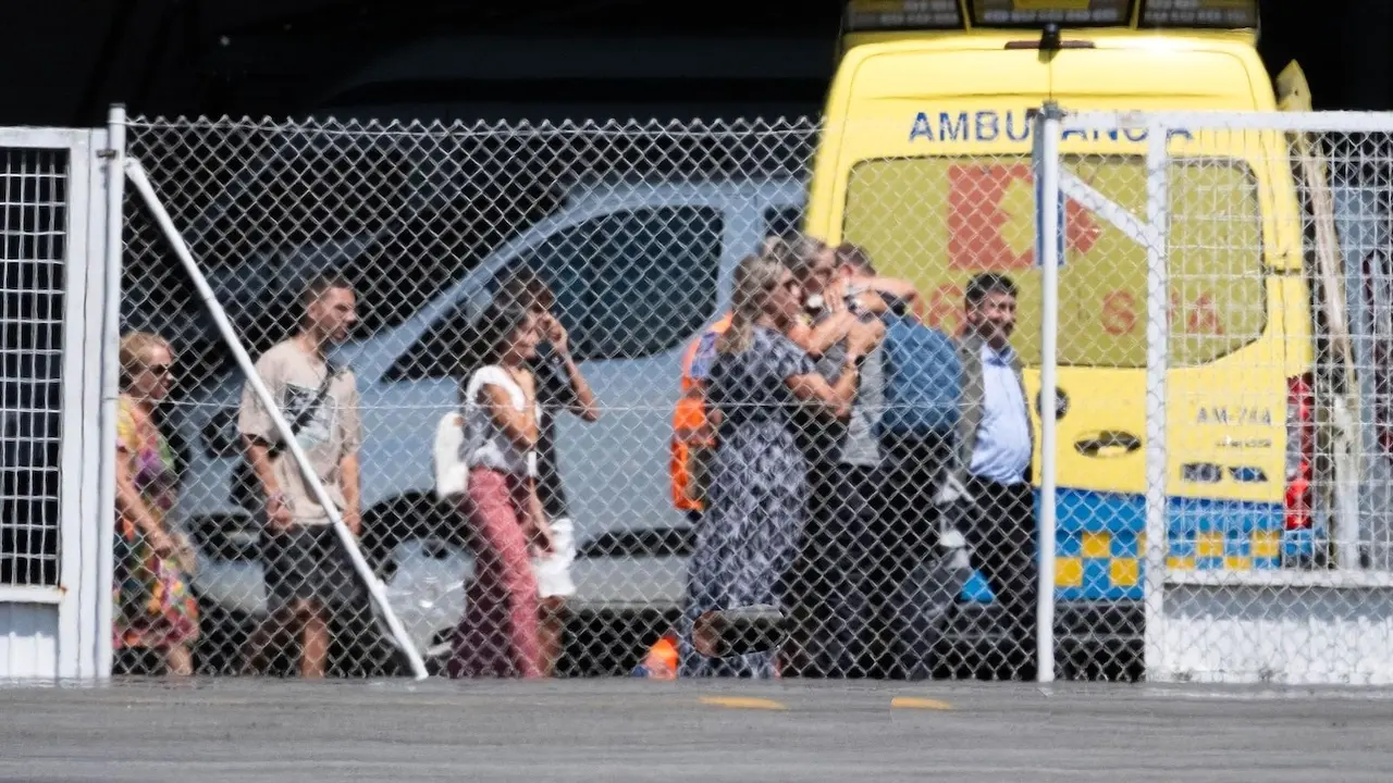 Los supervivientes del 'Argos Georgia' aterrizan en España procedentes de Malvinas