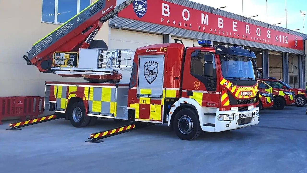 La Diputación de Guadalajara invierte 2,2 millones en 3 vehículos de bomberos para el CEIS