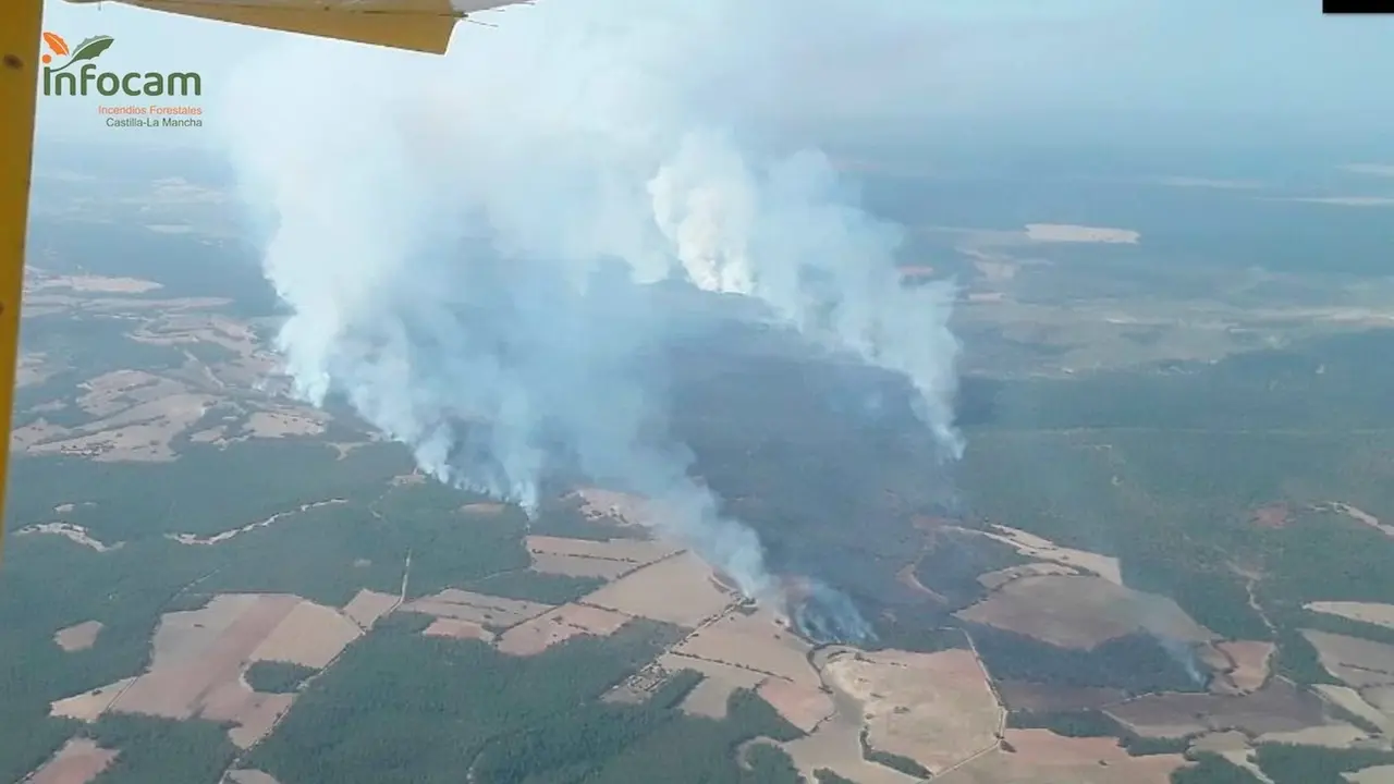 Se eleva a nivel 2 de emergencia el incendio forestal declarado en Valverdejo (Cuenca)