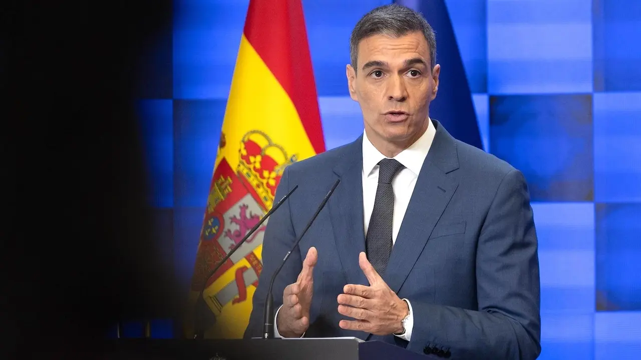 El presidente del Gobierno, Pedro Sánchez, comparece para hacer balance del curso político, en el Complejo de la Moncloa - EP/Eduardo Parra