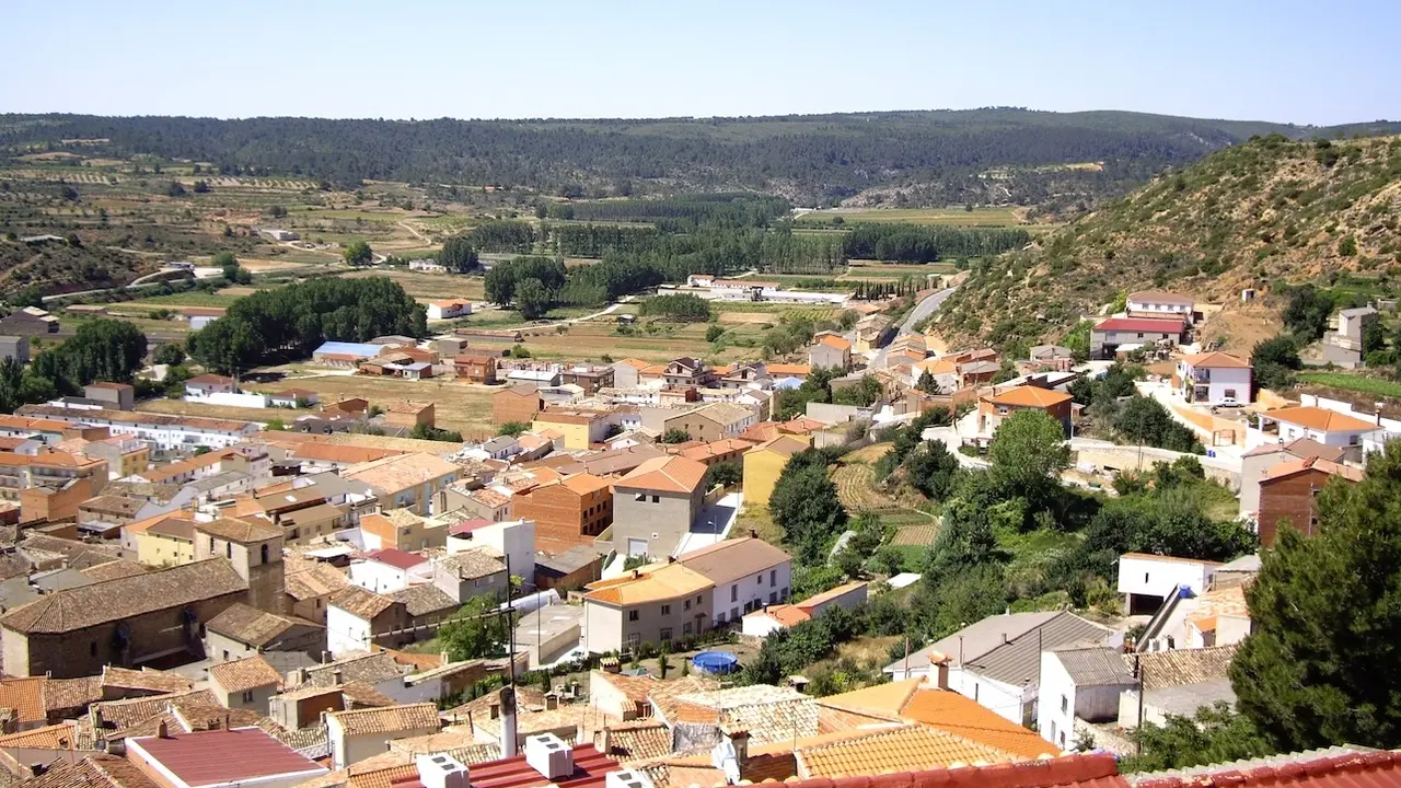 En la imagen de archivo vista panorámica de la localidad conquense de Mira