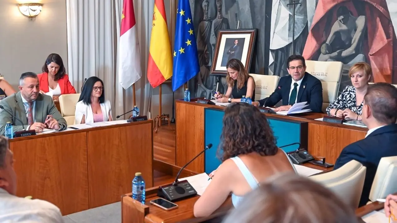 En la imagen un instante del pleno de la Diputación Provincial de Ciudad Real