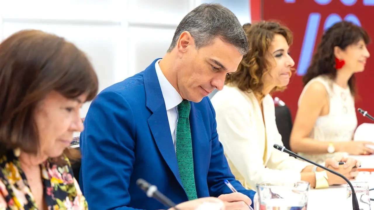 El presidente del Gobierno y secretario general del PSOE, Pedro Sánchez, presidió este martes la reunión de la Comisión Ejecutiva Federal que dio el visto bueno al acuerdo PSC-ERC