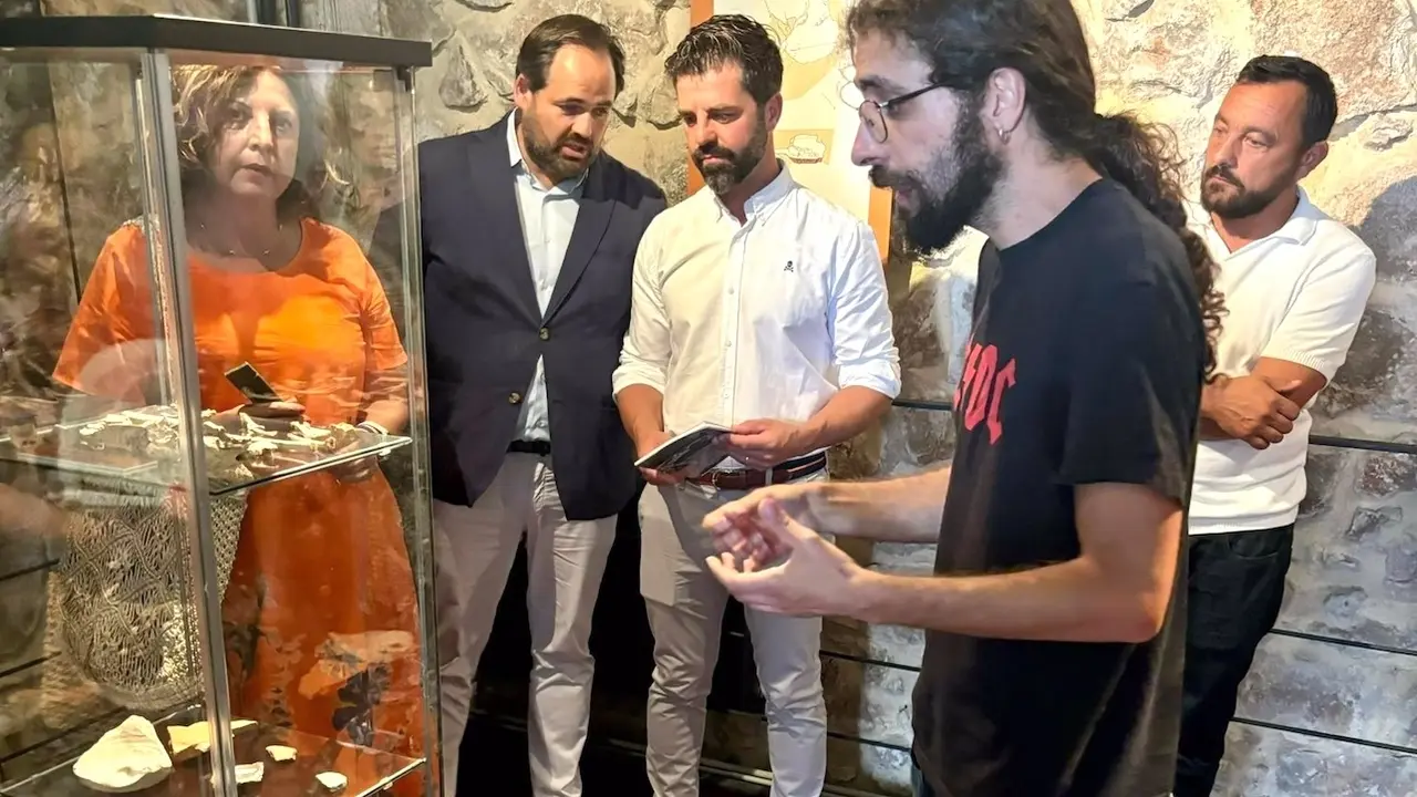 Excavaciones en Carcelén (Albacete) sacan a la luz espacios y restos de la Edad de Bronce