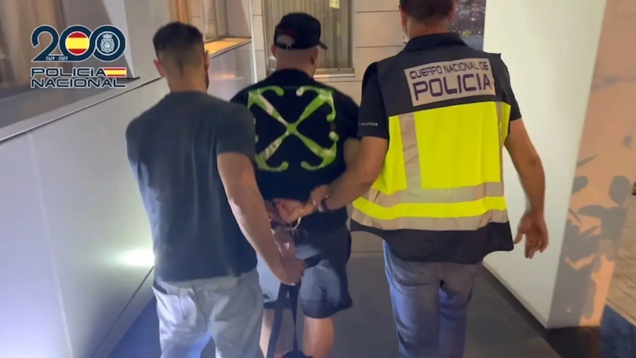 Detenido uno de los estafadores más buscados con 18 reclamaciones judiciales