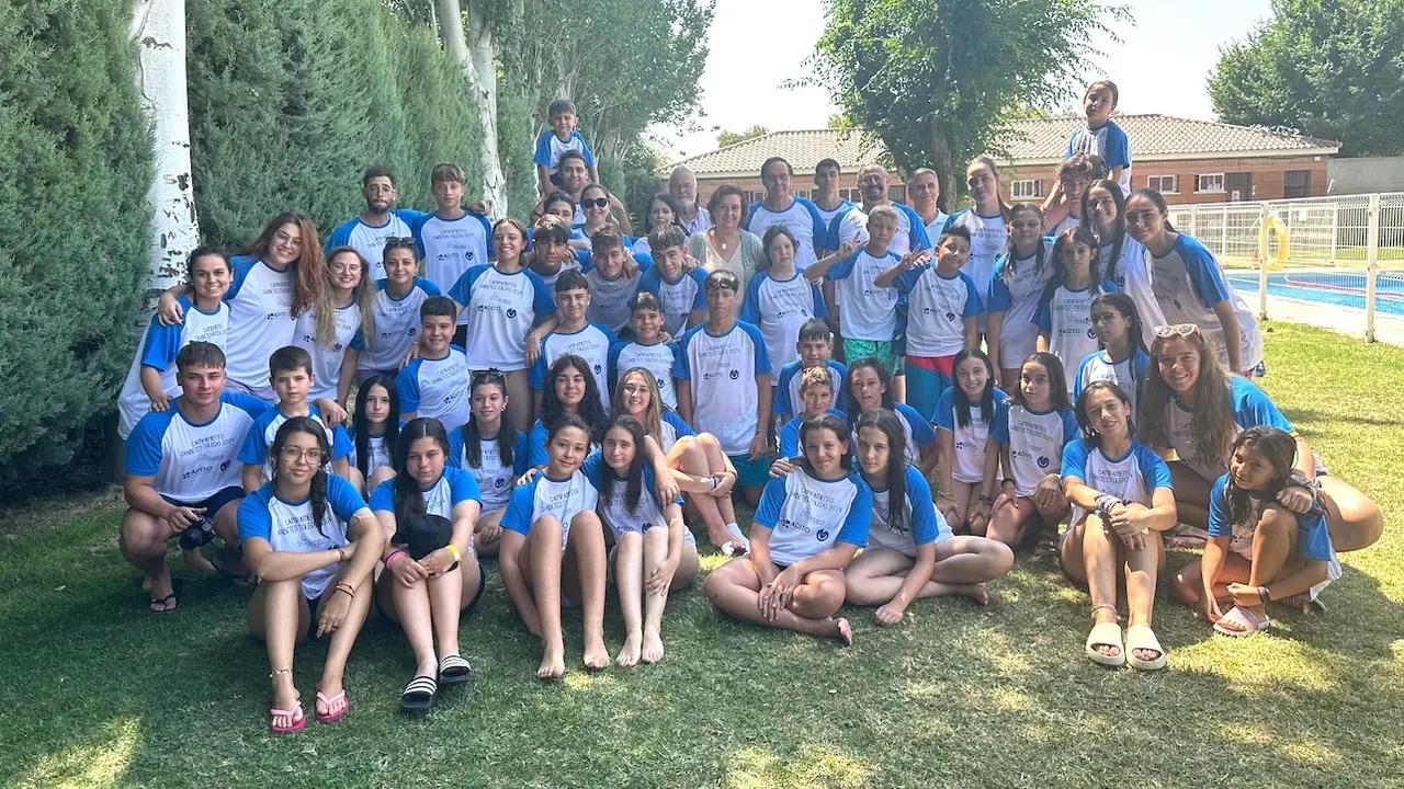 36 jóvenes con diabetes aprenden labores de autocuidado en un campamento